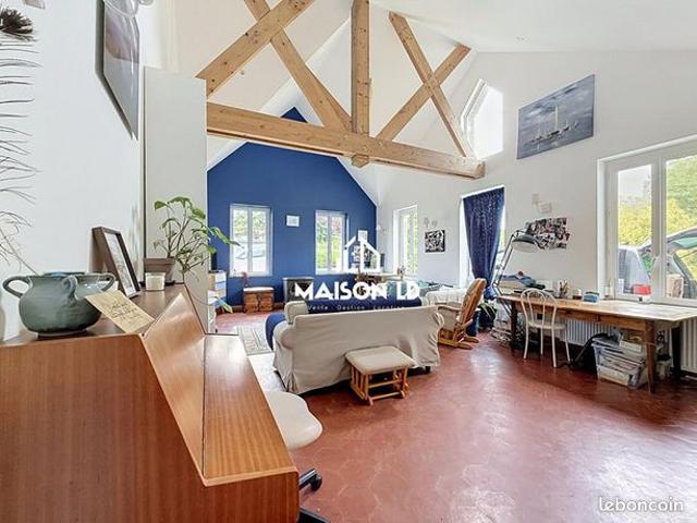 Propriété 10 pièces 247 m²