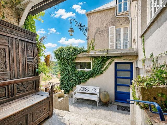 Propriété 10 pièces 260 m²