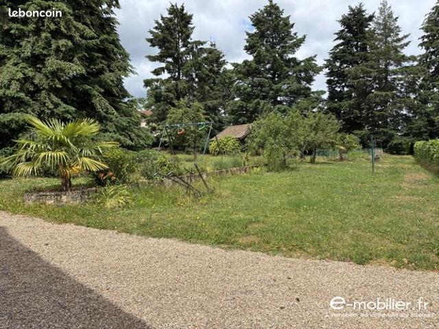 Propriété 10 pièces 208 m²