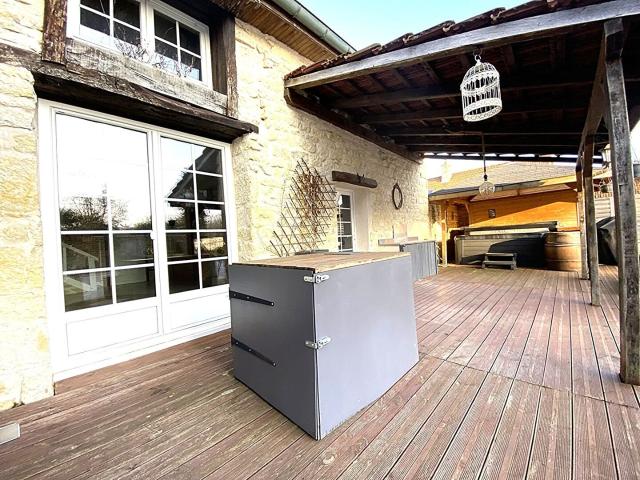 Propriété 10 pièces 222 m² 222m² Etevaux