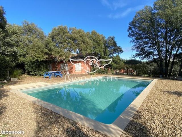 Propriété 10 pièces 340 m²