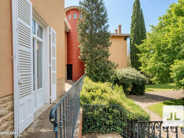 Propriété 10 pièces 435 m²