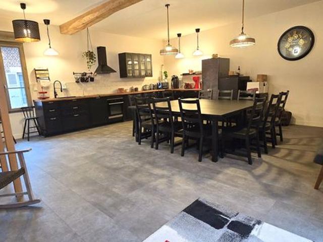 Propriété 11 pièces 243 m²