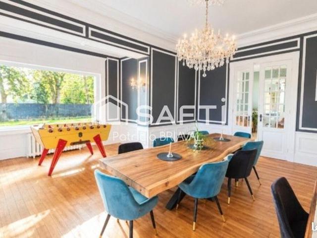 Propriété 11 pièces 372 m²
