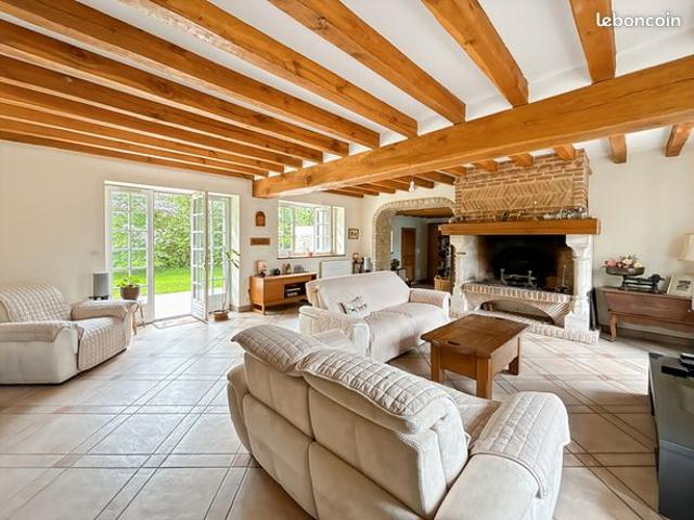Propriété 11 pièces 380 m²