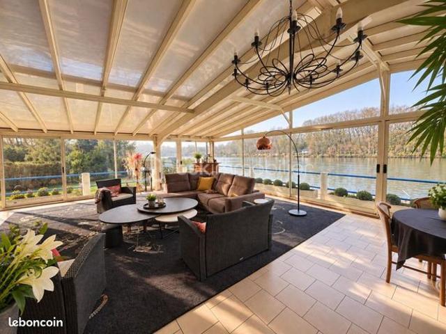 Propriété 12 pièces 320 m²