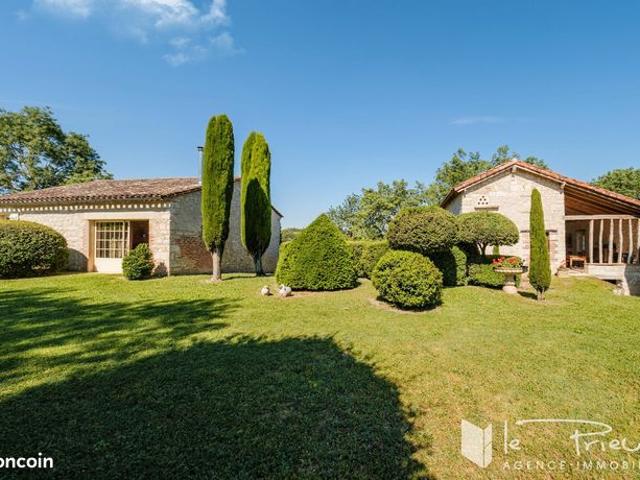 Propriété 12 pièces 420 m²