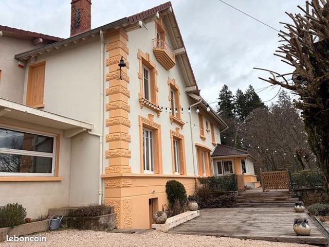 Propriété 12 pièces 431 m²