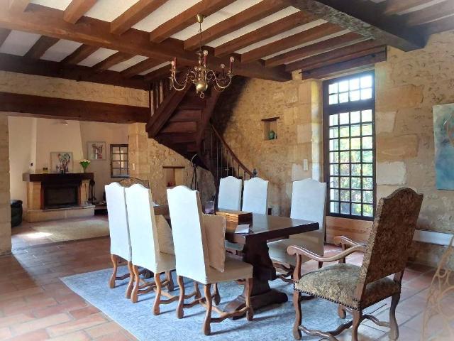 PROPRIETE 161m² Saint Capraise de Lalinde