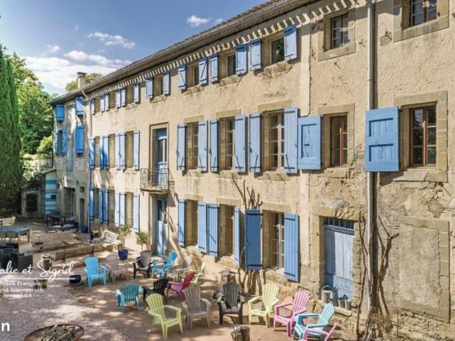 Propriété 17 pièces 1000 m²