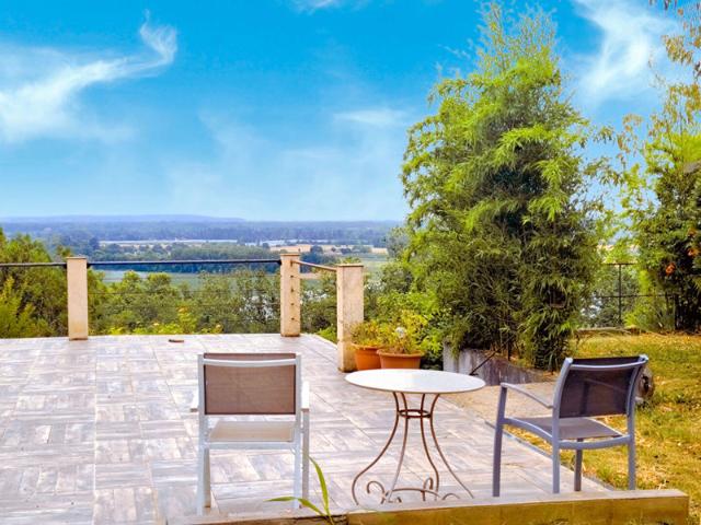 Propriété 190 m2 habitables, 5 chambres sur 2 hectares avec vue imprenable