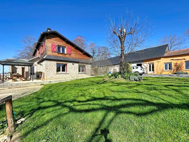 Propriété 23 ha, prairie, bois