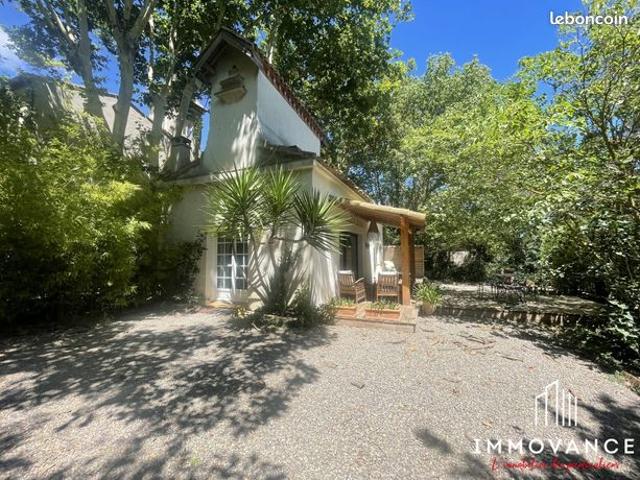 Propriété 23 pièces 747 m²
