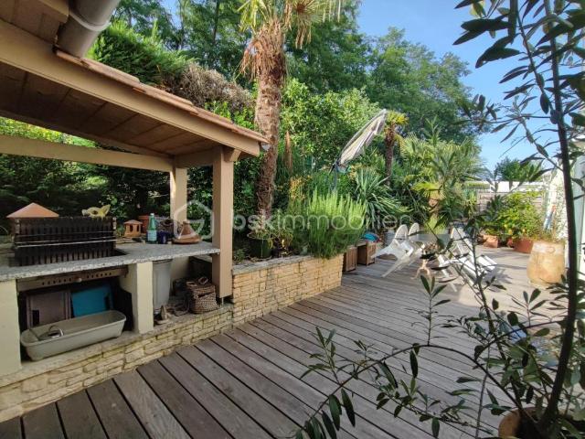 Propriété 255 m² avec gîte indépendant et piscine – Excellent rapport qualité/prix