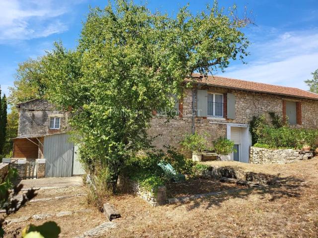 Propriété 36 ha très proche de CAHORS dans le Lot 280m² Cahors