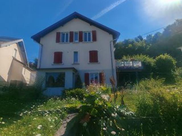 Propriété 7 pièces 122 m²