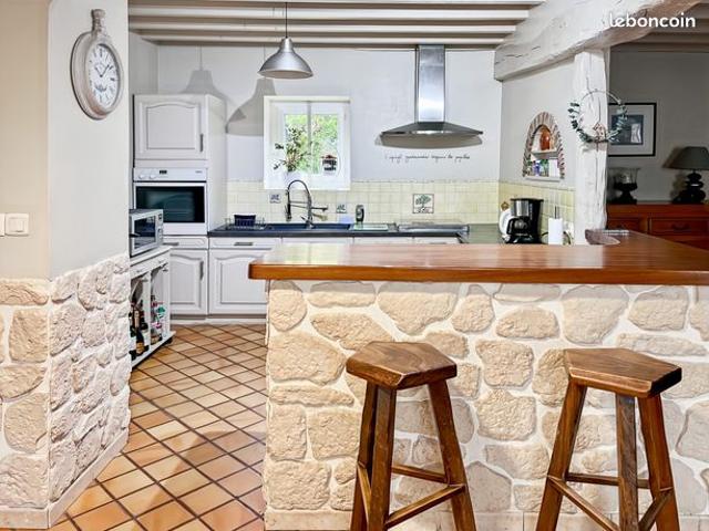 Propriété 7 pièces 130 m²
