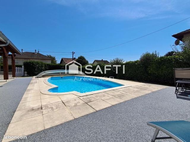 Propriété 7 pièces 146 m²
