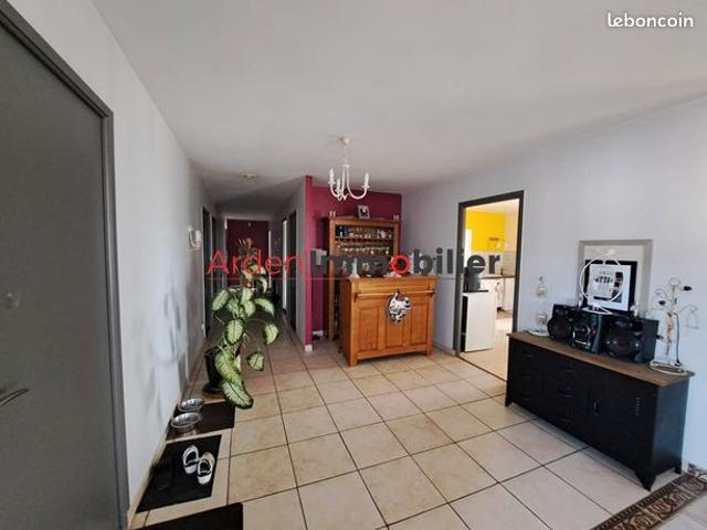 Propriété 7 pièces 167 m²