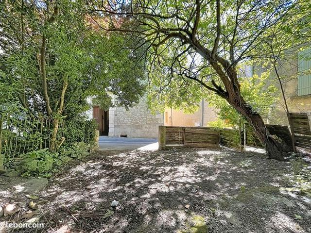 Propriété 7 pièces 174 m²