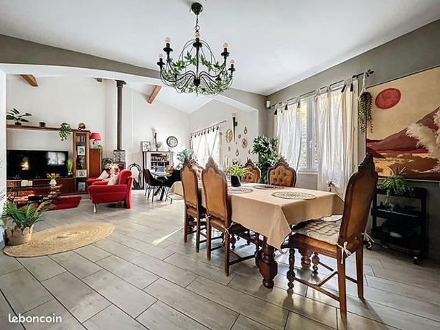 Propriété 7 pièces 190 m²