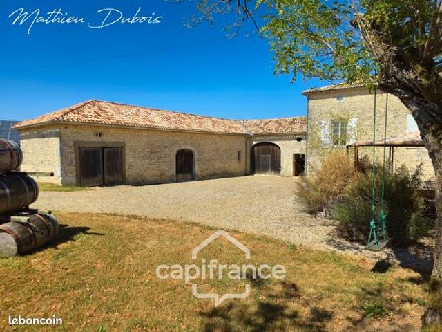 Propriété 7 pièces 248 m²