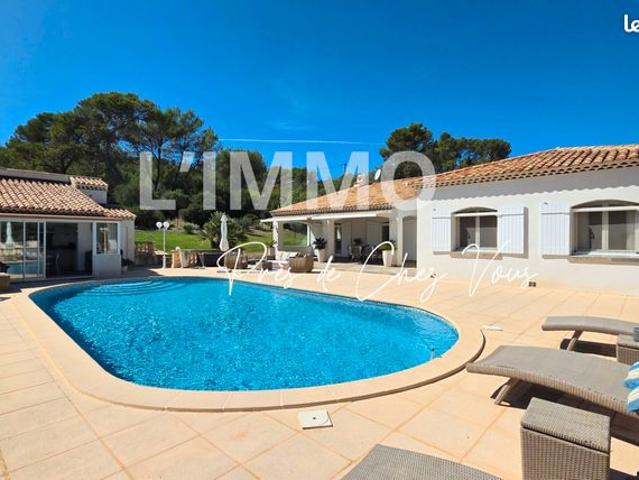 Propriété 7 pièces 260 m²