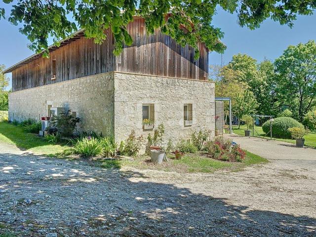 Propriété 400m² Saint Clar