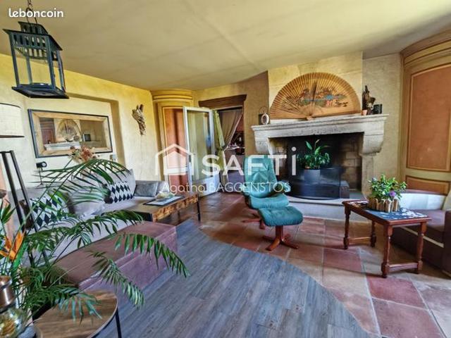 Propriété 4 pièces 100 m²