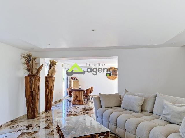 Propriété 4 pièces 120 m2