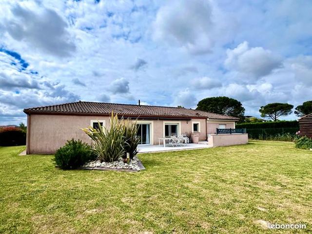 Propriété 4 pièces 137 m²
