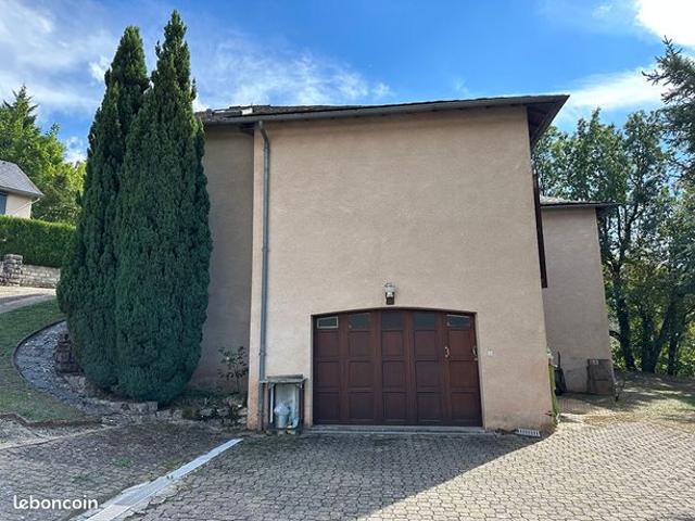 Propriété 4 pièces 132 m²