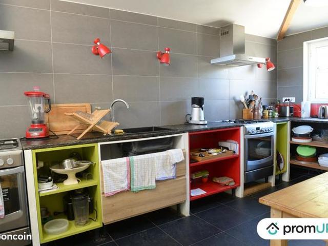 Propriété 4 pièces 148 m²