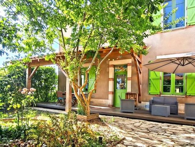 Maison 4 pièces 156 m²