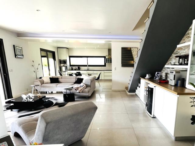 Propriété 5 chambres Proche Calvi