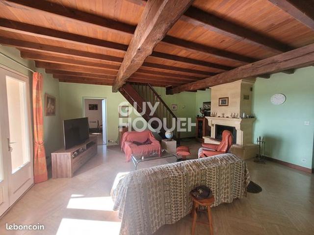 Propriété 5 pièces 166 m²