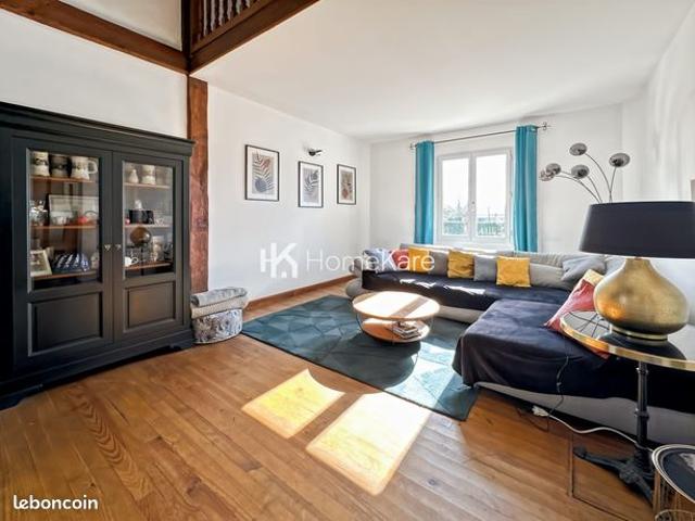 Propriété 5 pièces 202 m²