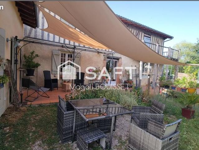 Maison 5 pièces 211 m²
