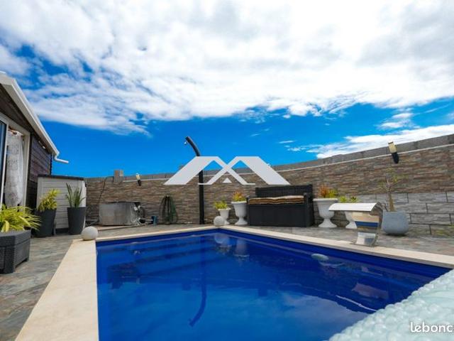 Propriété 5 pièces 222 m²