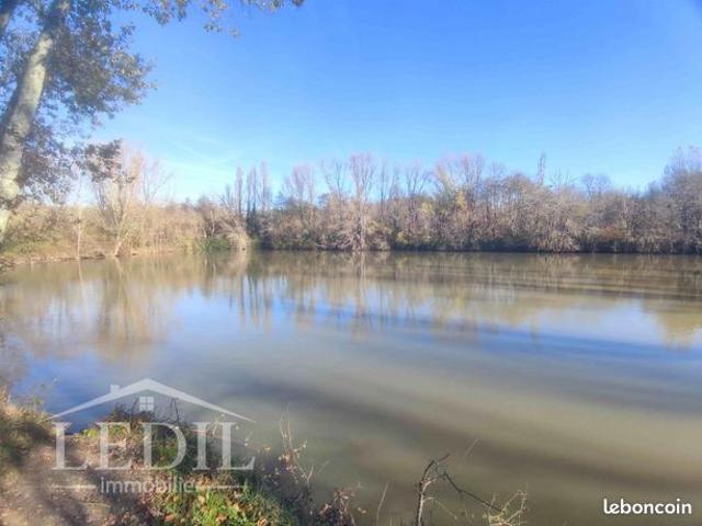 Propriété 5 pièces 330 m²