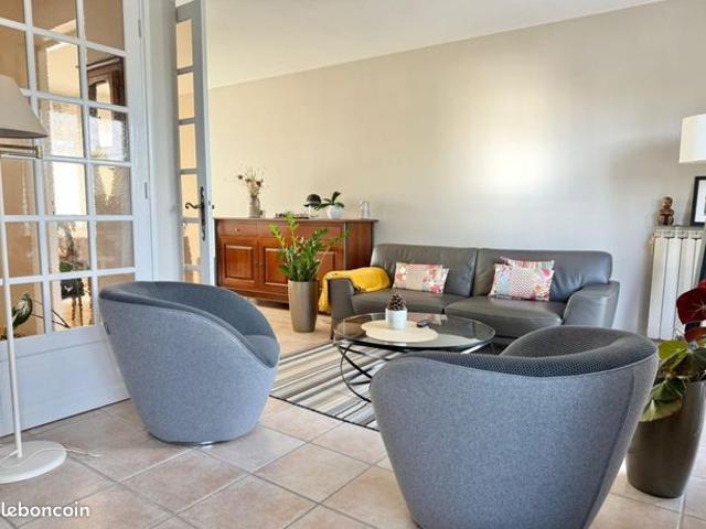 Propriété 5 pièces 80 m²