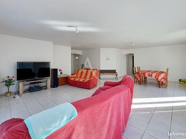 Propriété 6 pièces 125 m²