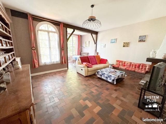 Propriété 6 pièces 125 m²