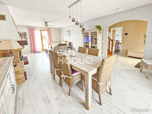 Propriété 6 pièces 134 m²