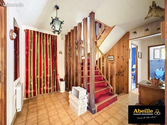 Propriété 6 pièces 130 m²