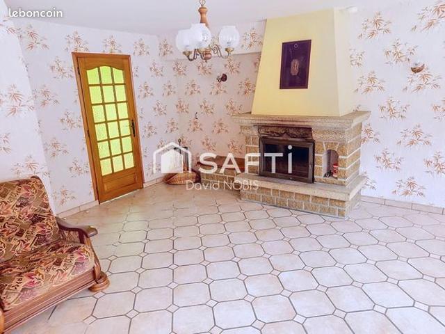 Propriété 6 pièces 131 m²