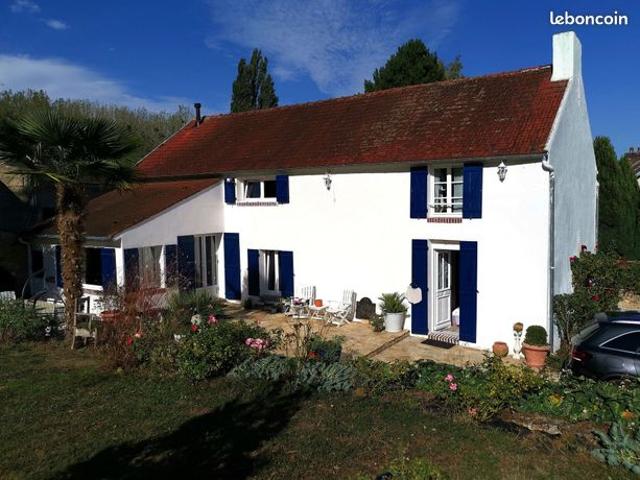 Propriété 6 pièces 147 m²