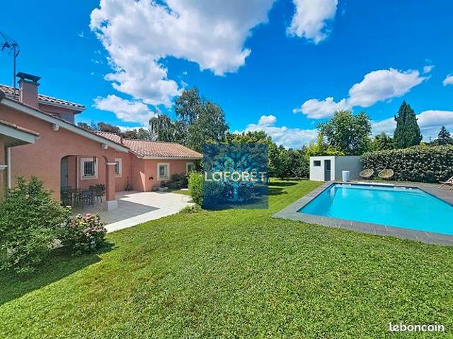 Propriété 6 pièces 155 m²
