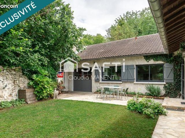 Propriété 6 pièces 174 m²