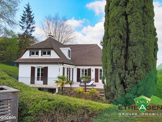 Propriété 6 pièces 174 m²